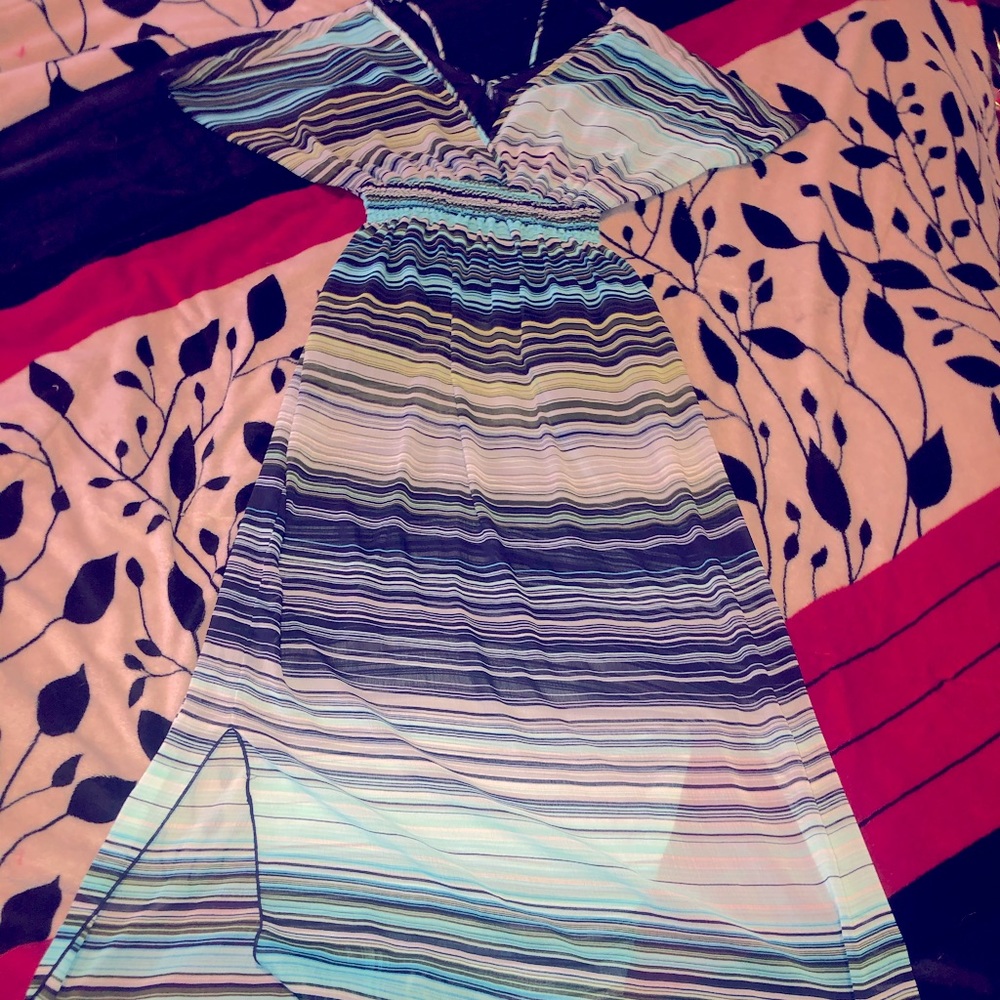 beautiful flowy sun dress for summer ladies ⛅️😽
